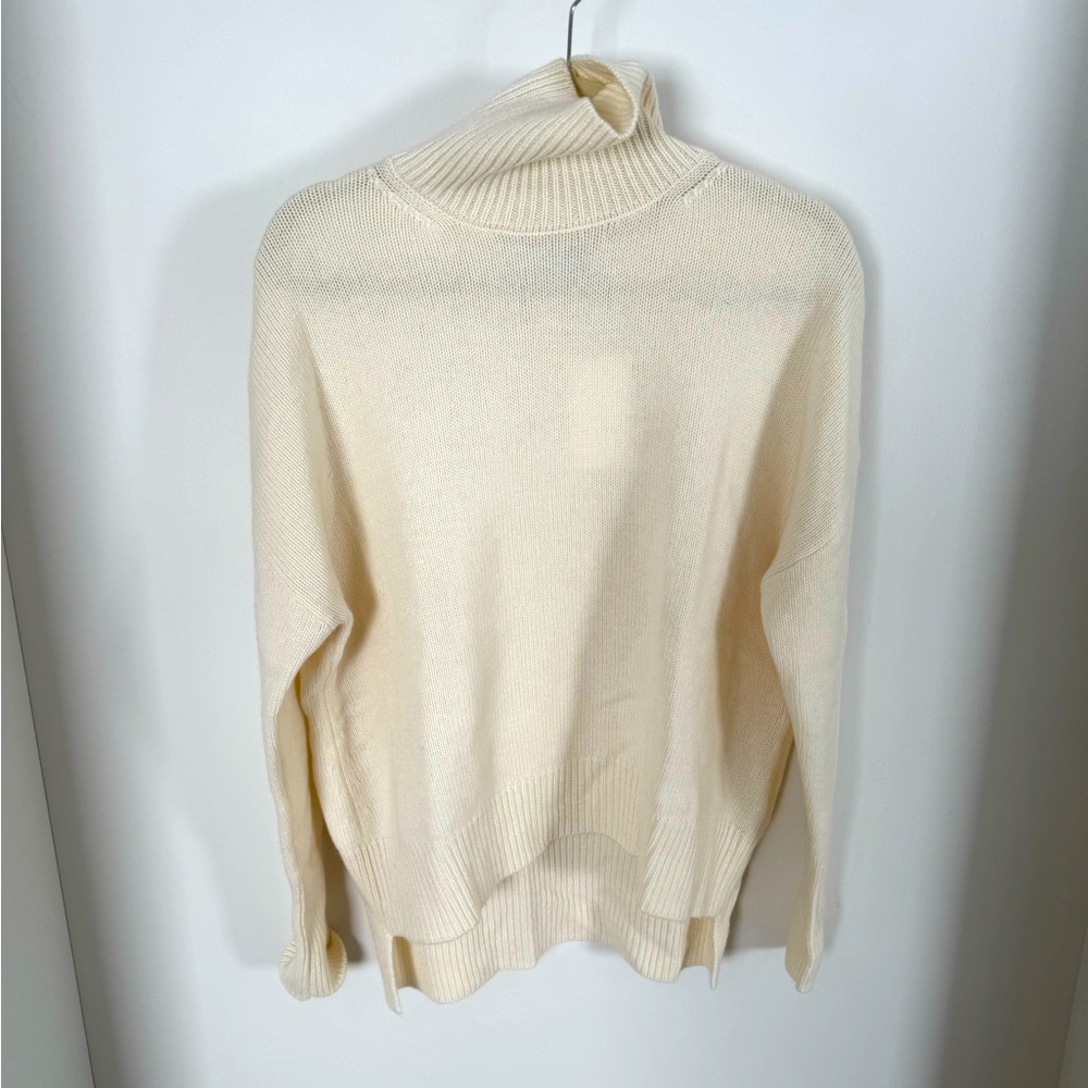 Women’s Sophie Rue cream turtleneck